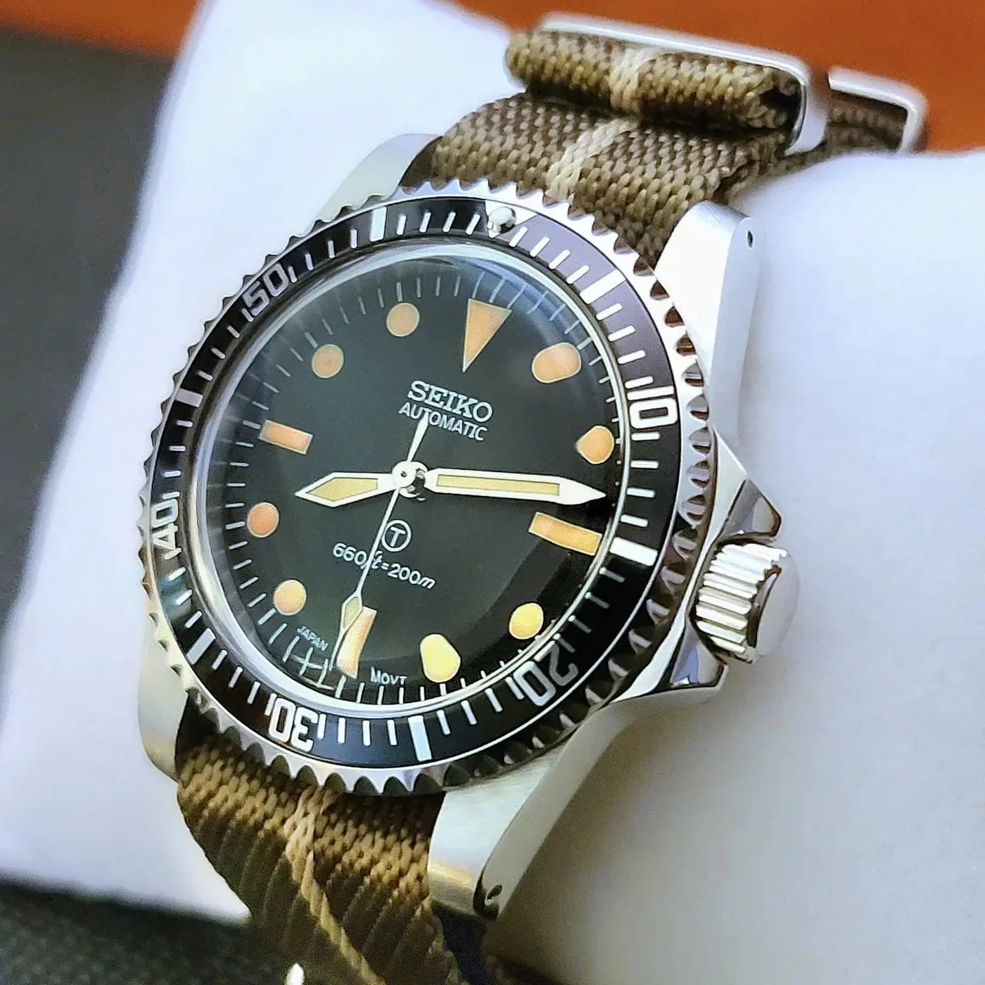 The Ultimate Guide to Military Watches: Rugged Style with Tactical Precision