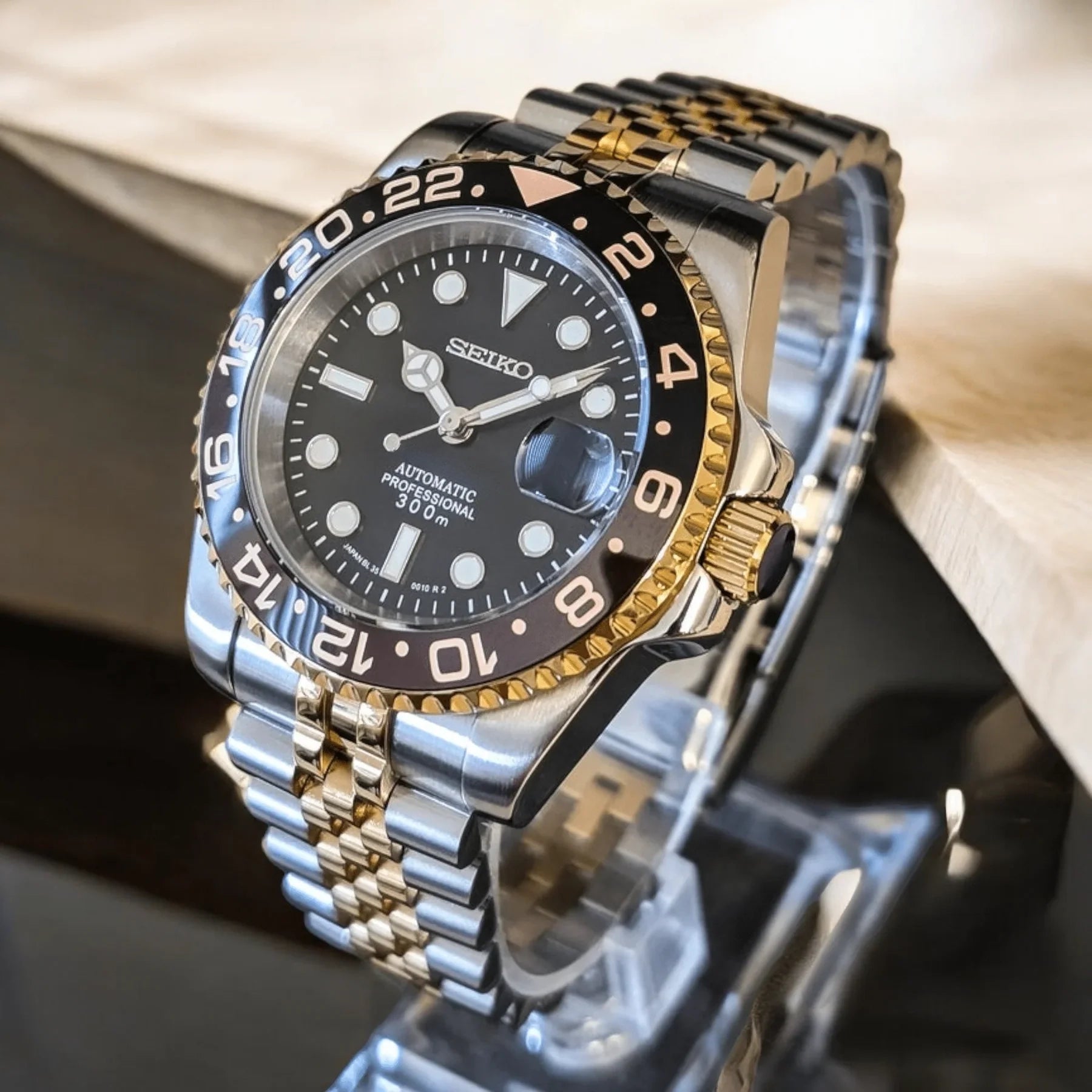 Custom Watch Gmteiko Silver - Gold
