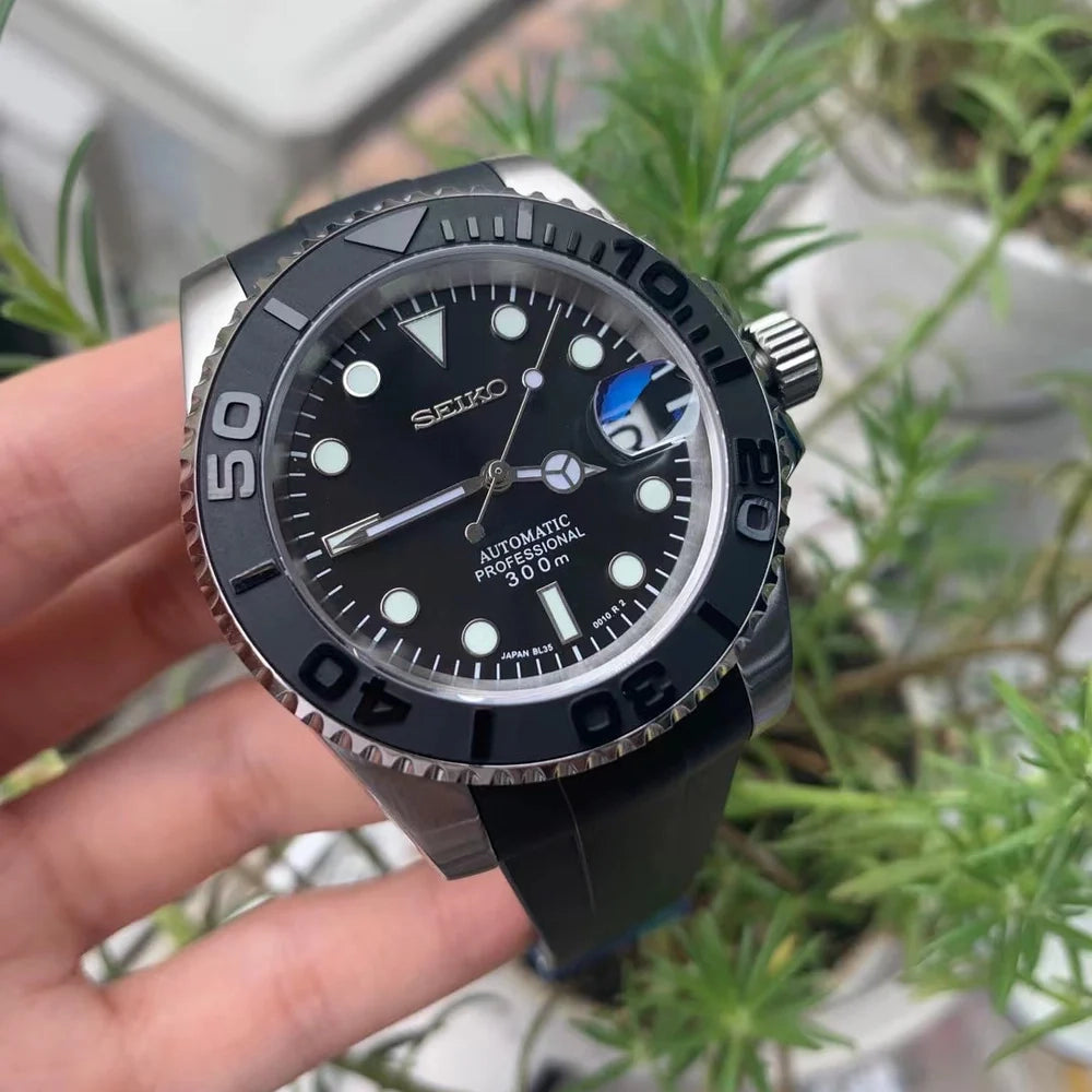 Custom Watch Seimariner Steel Black
